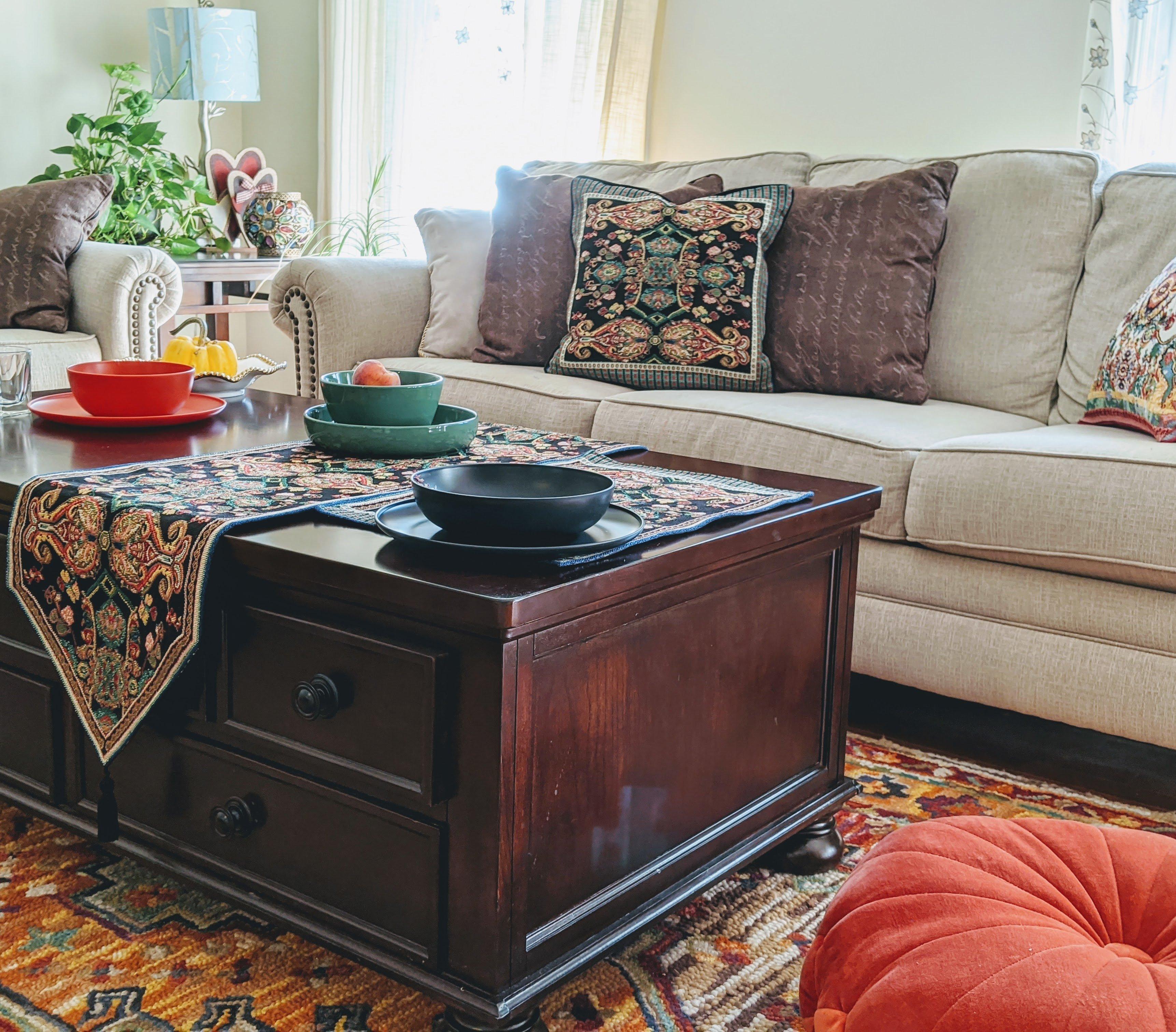 Tache Elegant Black Ornate Paisley Woven Tapestry Placemat Set (18192)-3